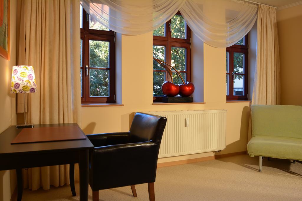 Ferienwohnung Domschatz Naumburg  Pokoj fotografie
